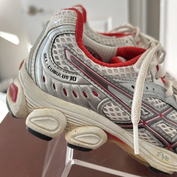 Asics Gel Cumulus Running Shoe size 7.5 M - Picture 8 of 9